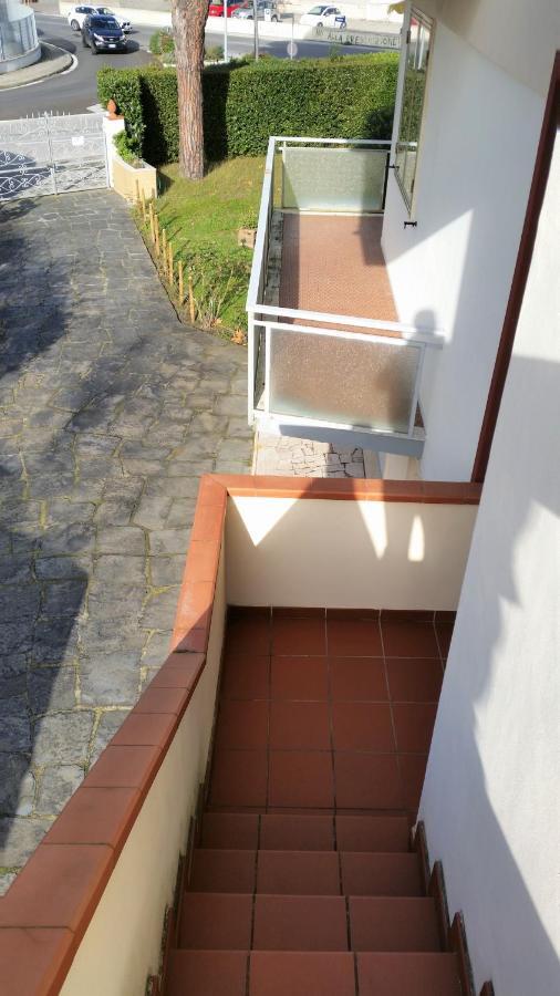 Happy King Apartment Lido di Camaiore Exterior photo